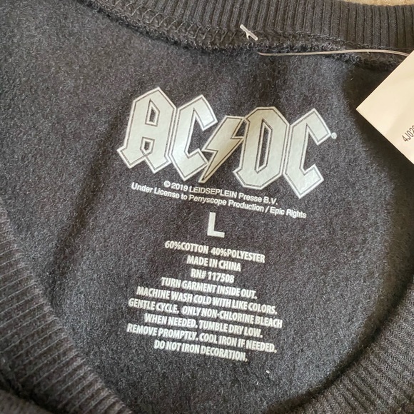 AC/DC black sweatshirt - Picture 6 of 6